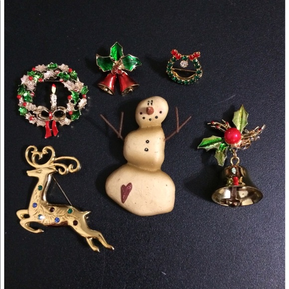 Vintage Christmas Brooches - Picture 1 of 8